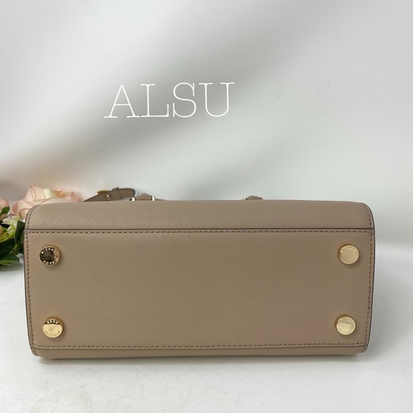 Michael Kors Selma Medium Top ZIP Satchel Truffle - Picture 3 of 8